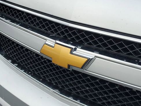 Used 2014 Chevrolet Suburban LT image 28