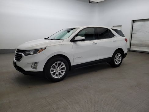 Used 2019 Chevrolet Equinox LT FWD image 2