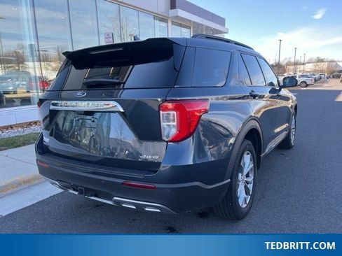 Certified 2024 Ford Explorer XLT w/ Equipment Group 202A image 8