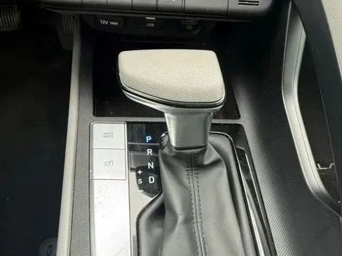 Used 2023 Hyundai Elantra SEL FWD image 26