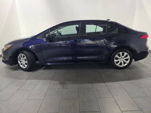 Used 2021 Toyota Corolla LE w/ Carpet Mat Package (TMS) FWD image 2