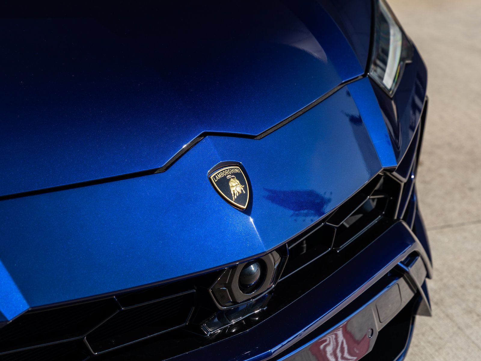 Used 2021 Lamborghini Urus AWD/4WD image 21