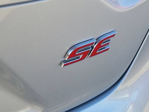 Used 2024 Toyota Corolla SE FWD image 10