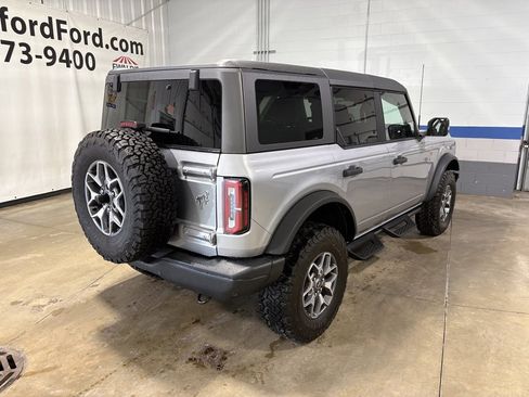 Certified 2024 Ford Bronco Badlands image 6