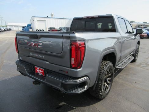 Used 2020 GMC Sierra 1500 AT4 w/ Off-Road Performance Package AWD/4WD image 4