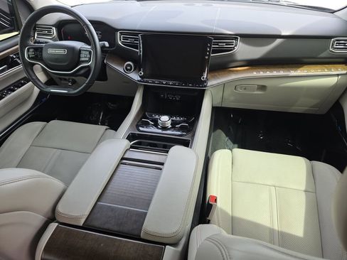 Used 2022 Jeep Grand Wagoneer Series I AWD/4WD image 23
