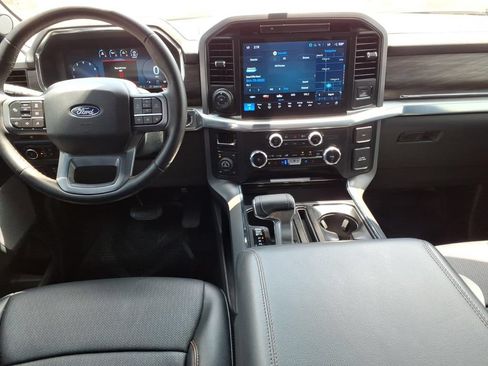 Used 2025 Ford F150 Lariat AWD/4WD image 14
