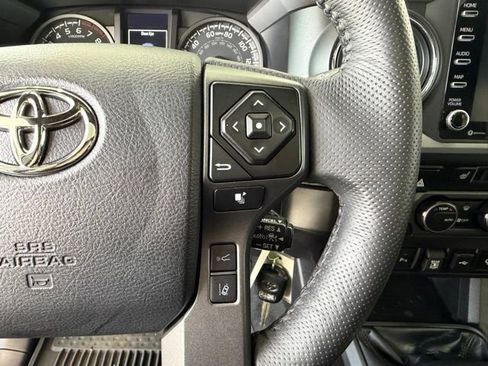 Used 2023 Toyota Tacoma TRD Off-Road w/ TRD Premium Off Road Package image 28