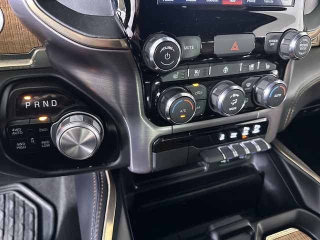 Used 2022 RAM 1500 Limited AWD/4WD image 17