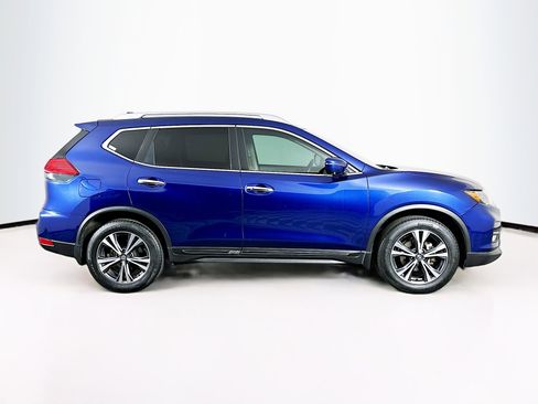 Used 2017 Nissan Rogue SL FWD image 10