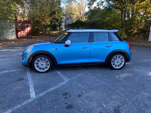 Used 2015 MINI Cooper S image 8