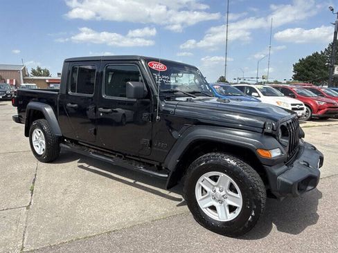 Used 2020 Jeep Gladiator Sport w/ Quick Order Package 24S AWD/4WD image 10