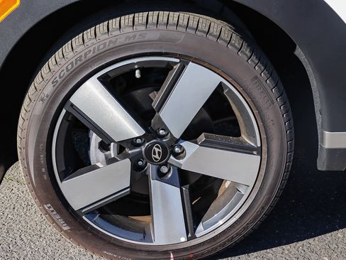 New 2025 Hyundai Santa Fe Limited image 12