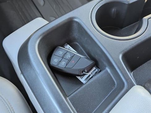 Used 2022 GMC Sierra 1500 SLT w/ X31 Off-Road Package image 35