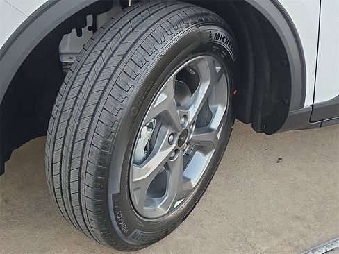 New 2026 Ford Escape ST-Line w/ Tech Pack #1 image 30