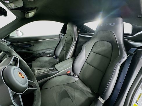 Used 2025 Porsche 718 Cayman GT4 RS image 5