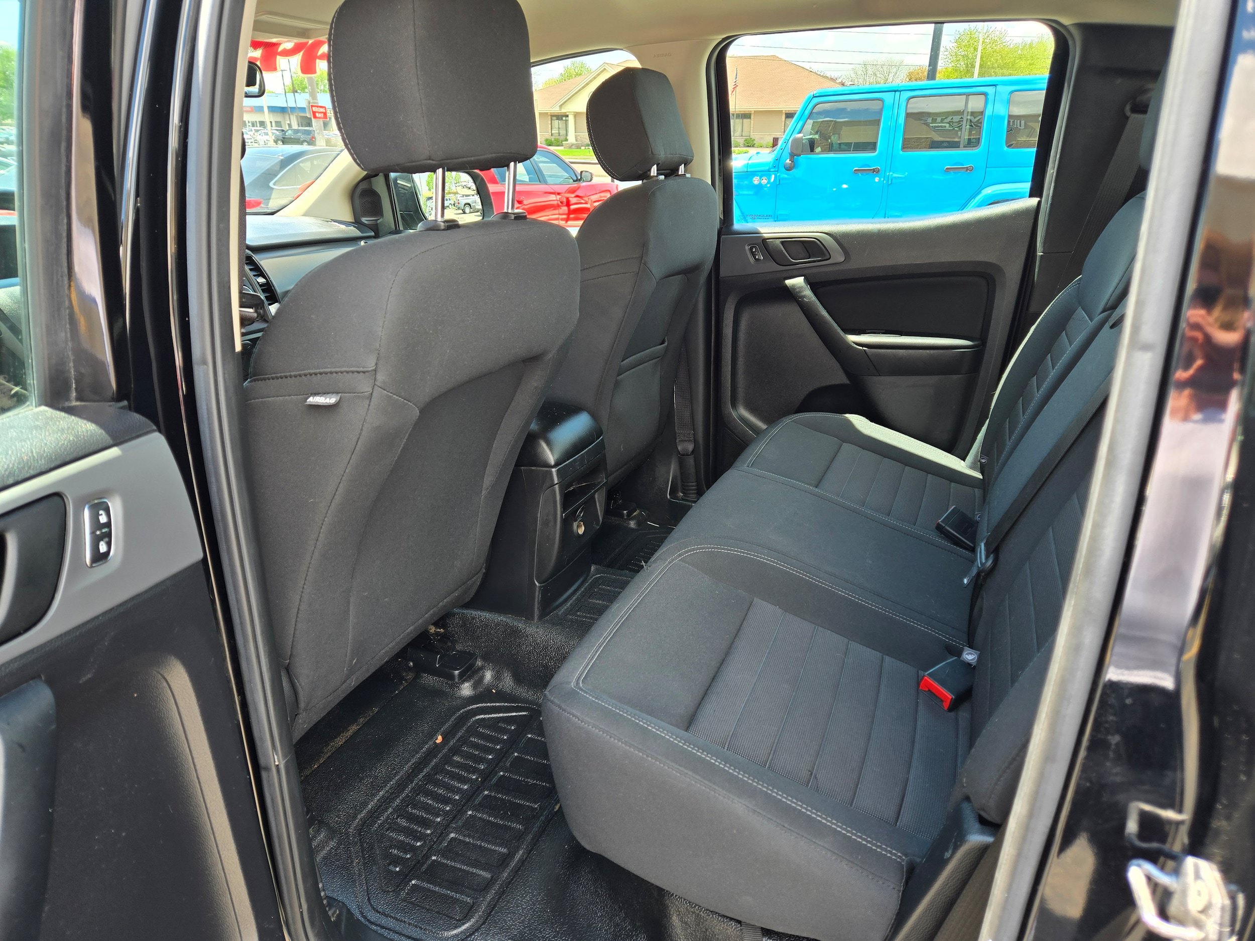 Used 2019 Ford Ranger XL w/ Equipment Group 101A Mid AWD/4WD image 9