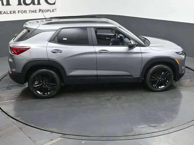 New 2026 Chevrolet TrailBlazer LT w/ Convenience Package FWD image 17