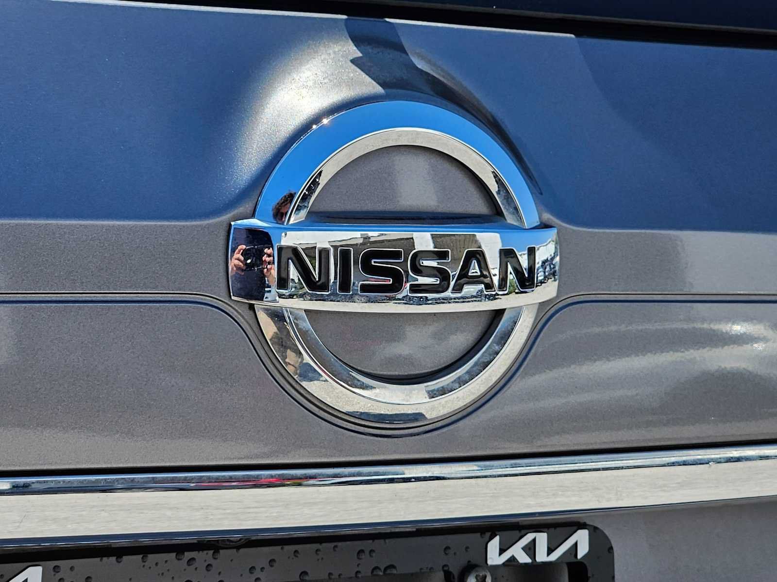 Used 2018 Nissan Rogue SV FWD image 12