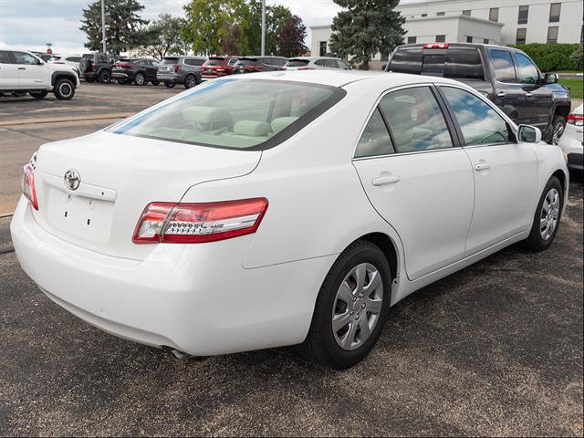 Used 2010 Toyota Camry FWD image 7