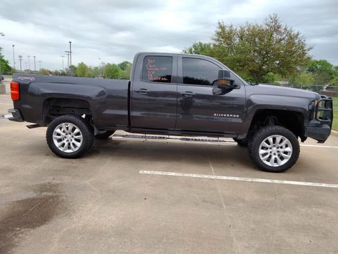 Used 2015 Chevrolet Silverado 1500 W/T w/ Trailering Package image 4