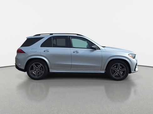 New 2026 Mercedes-Benz GLE 580 GLE 580 image 4