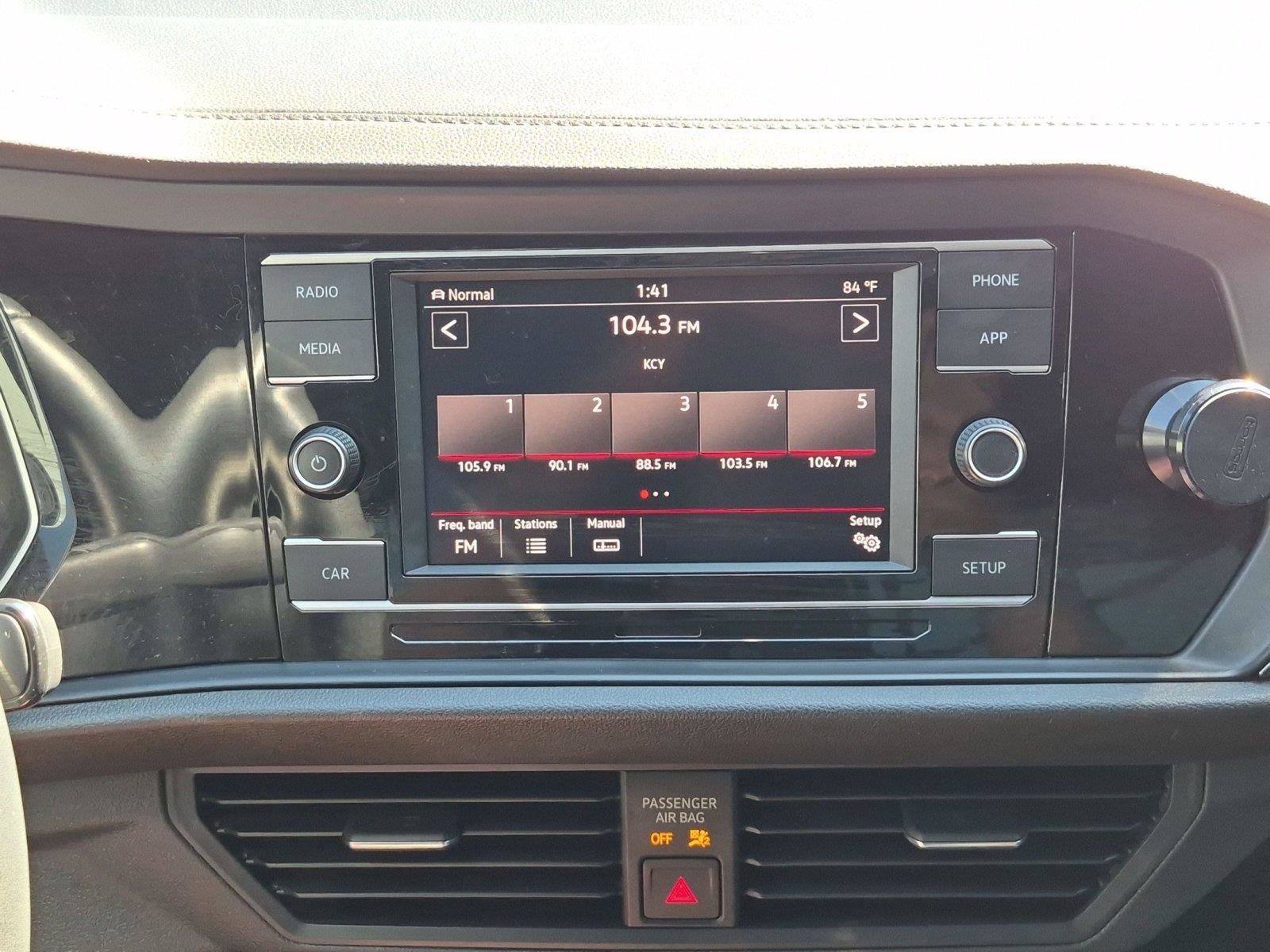 Used 2019 Volkswagen Jetta GLI FWD image 25