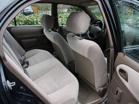 Used 1997 Toyota Corolla DX image 6