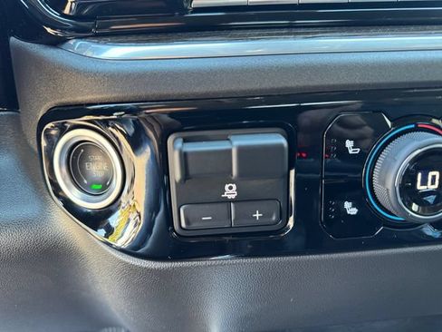Certified 2025 Chevrolet Silverado 1500 LT Trail Boss w/ Convenience Package II AWD/4WD image 27