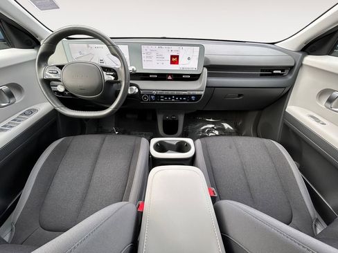 Used 2024 Hyundai Ioniq 5 SEL image 13