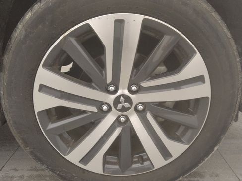 Used 2025 Mitsubishi Outlander Sport AWD image 31