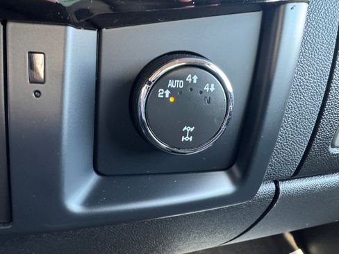 Used 2010 GMC Sierra 1500 SLE w/ Power Pack Plus image 20