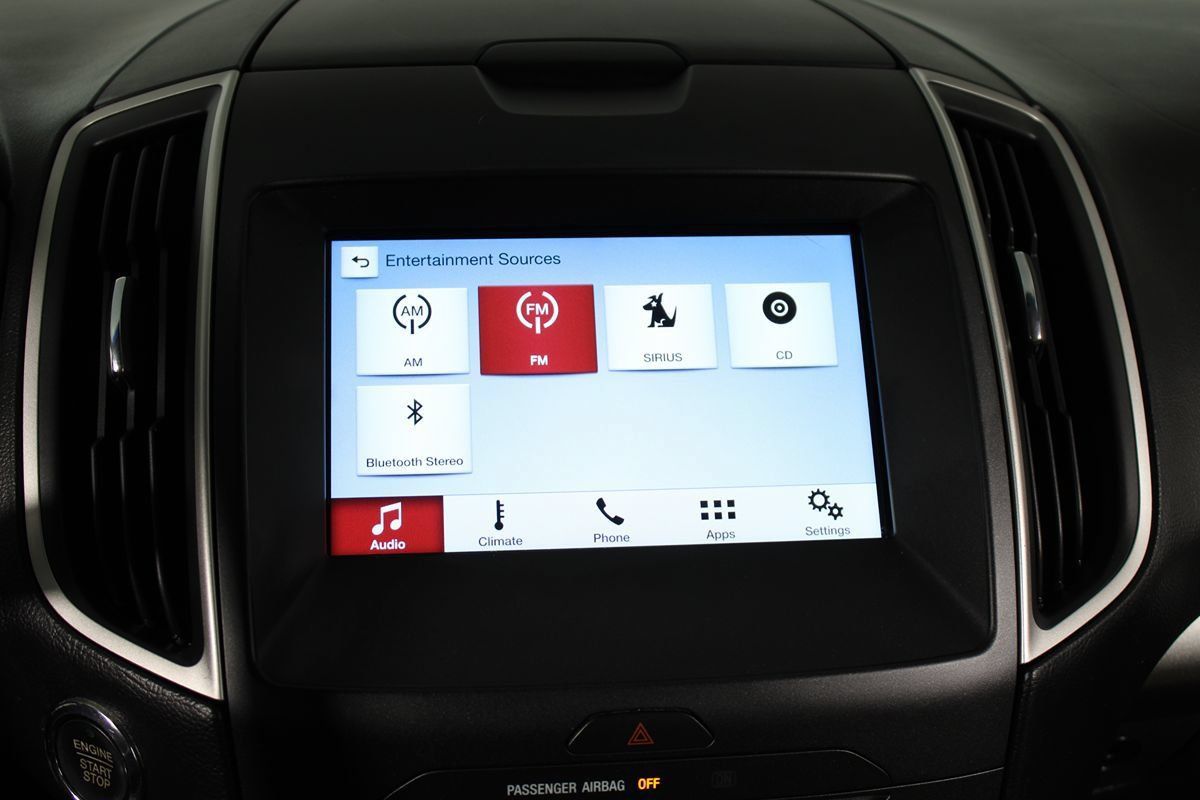 Used 2016 Ford Edge SEL w/ Equipment Group 201A FWD image 23