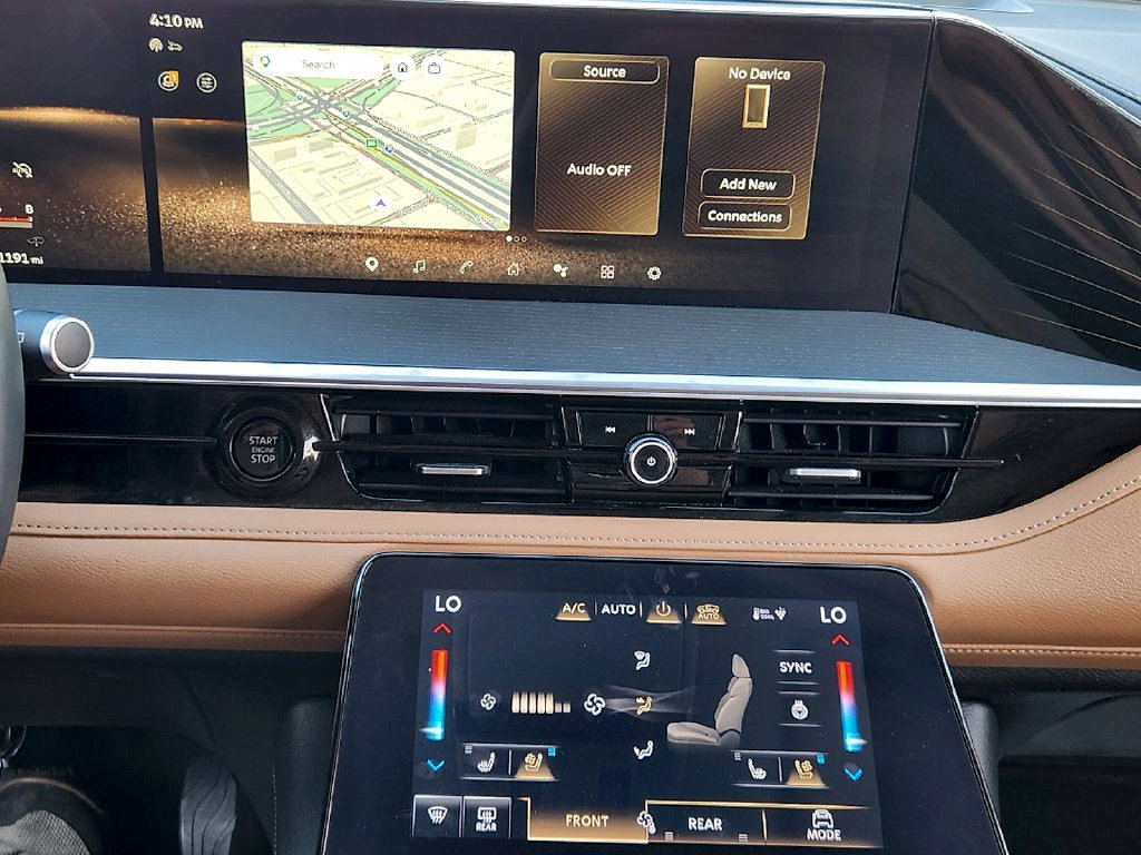 Used 2025 INFINITI QX80 Sensory w/ Exterior Package AWD/4WD image 17