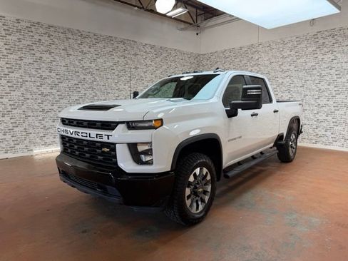 Used 2022 Chevrolet Silverado 2500 Custom w/ Custom Value Package AWD/4WD image 3