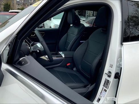 Used 2026 Mercedes-Benz GLC 300 4MATIC image 6