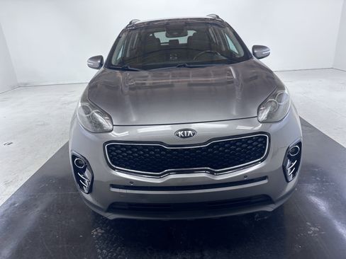 Used 2018 Kia Sportage EX w/ EX Technology Package FWD image 4