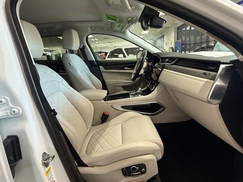 Used 2023 Jaguar F-PACE S AWD/4WD image 12
