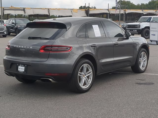 Used 2018 Porsche Macan AWD/4WD image 3