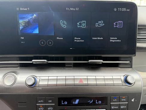Used 2024 Hyundai Kona SEL FWD image 25