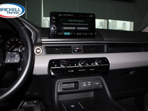 Used 2023 Honda Pilot Touring image 19