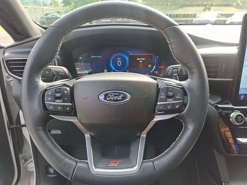 Used 2023 Ford Explorer ST w/ Equipment Group 401A AWD/4WD image 31