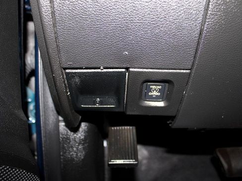 Used 2021 RAM 3500 Big Horn w/ Level B Equipment Group image 23