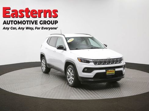 Used 2022 Jeep Compass Latitude AWD/4WD image 48