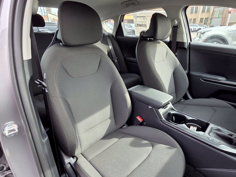 New 2026 Kia K4 FWD image 12