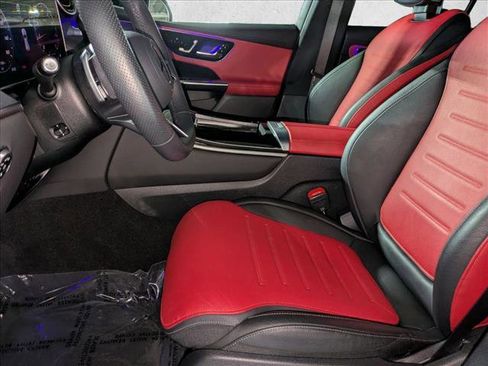 Certified 2025 Mercedes-Benz GLC 300 image 19