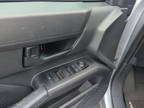 Used 2024 Toyota Tacoma SR5 RWD image 19
