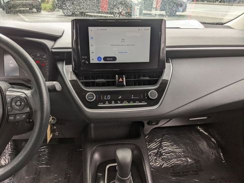 Used 2023 Toyota Corolla LE image 13