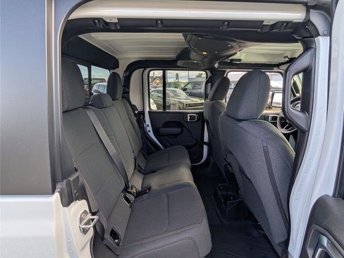 New 2026 Jeep Gladiator Willys image 7