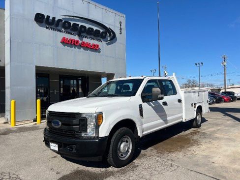Used 2017 Ford F350 XL w/ Power Equipment Group image 2